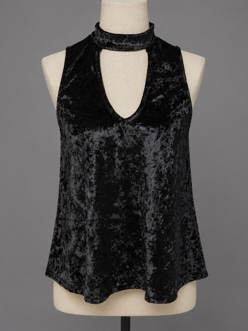 Crave Fame Black Crushed Velvet Choker Keyhole Tank Top Size M